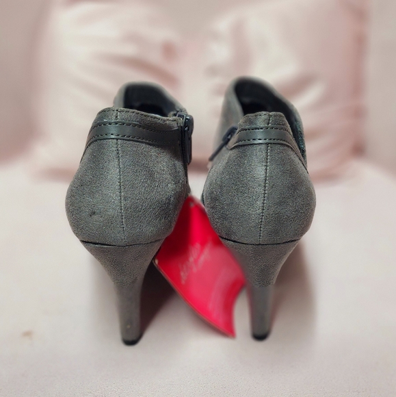 Booties - Picture 3 of 3